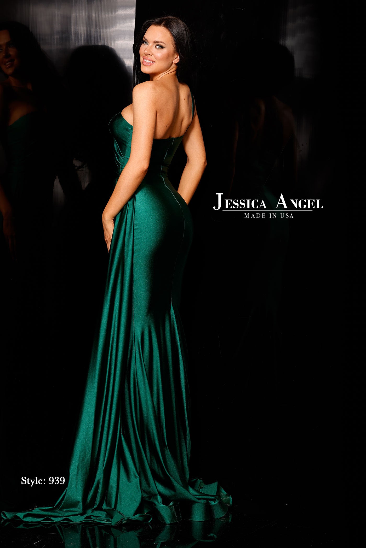 Jessica Angel JA939
