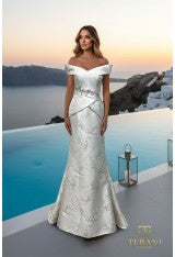 Terani Couture 261E6252
